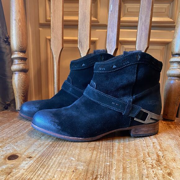 UGG Austin Ankle Boot, Women’s US 7.5, Black Suede, Western Boot, Bootie - Picture 2 of 6
